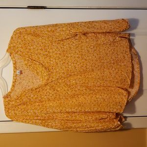 Old Navy blouse, size XL, gold with flowers